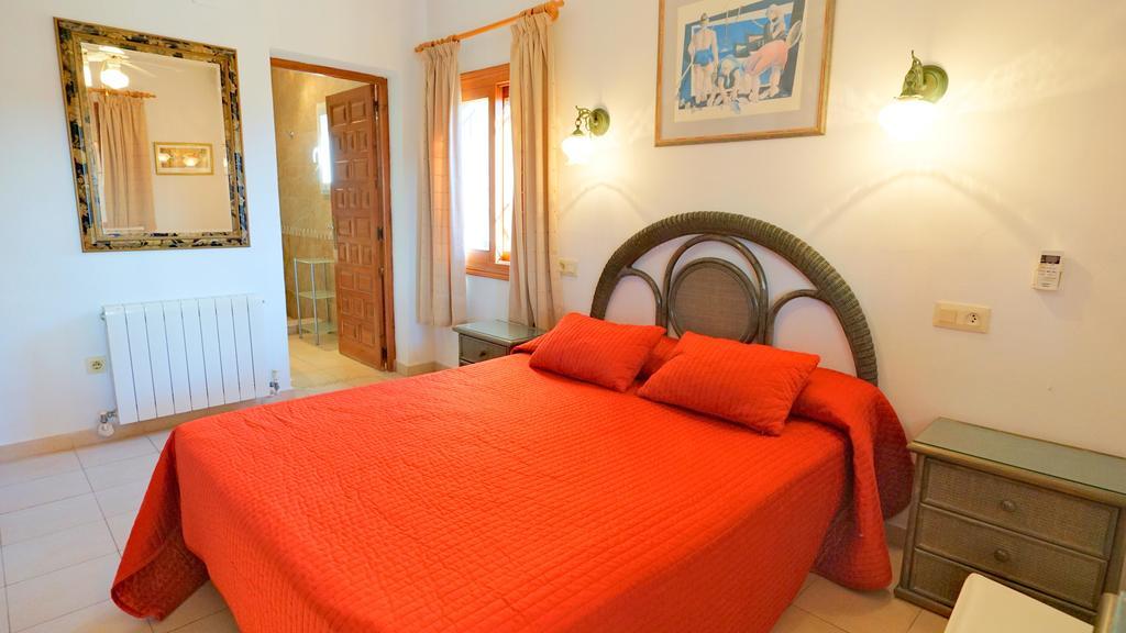 La Madrugada - Luxury Moraira Villa With Sea Views And Private Heated Pool Exteriör bild